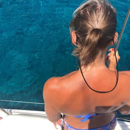 Πλωτό κατάλυμα Sealife Experience On Sailboat Alexej *