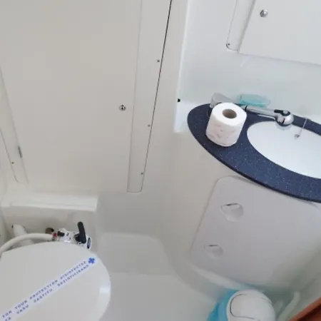 Sealife Experience On Sailboat Alexej Πλωτό κατάλυμα *